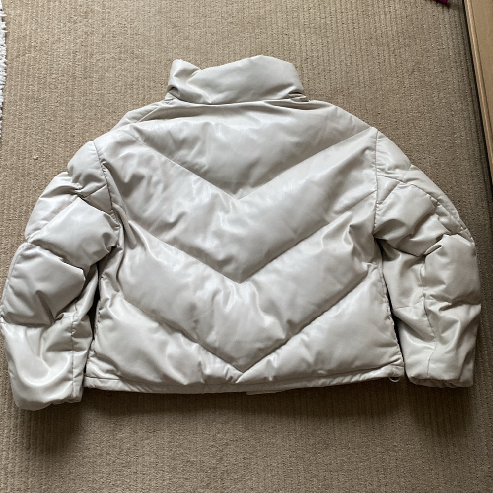 Wilfred The Cloud Puff, Matte Pearl, vegan leather, L - Picture 7 of 13